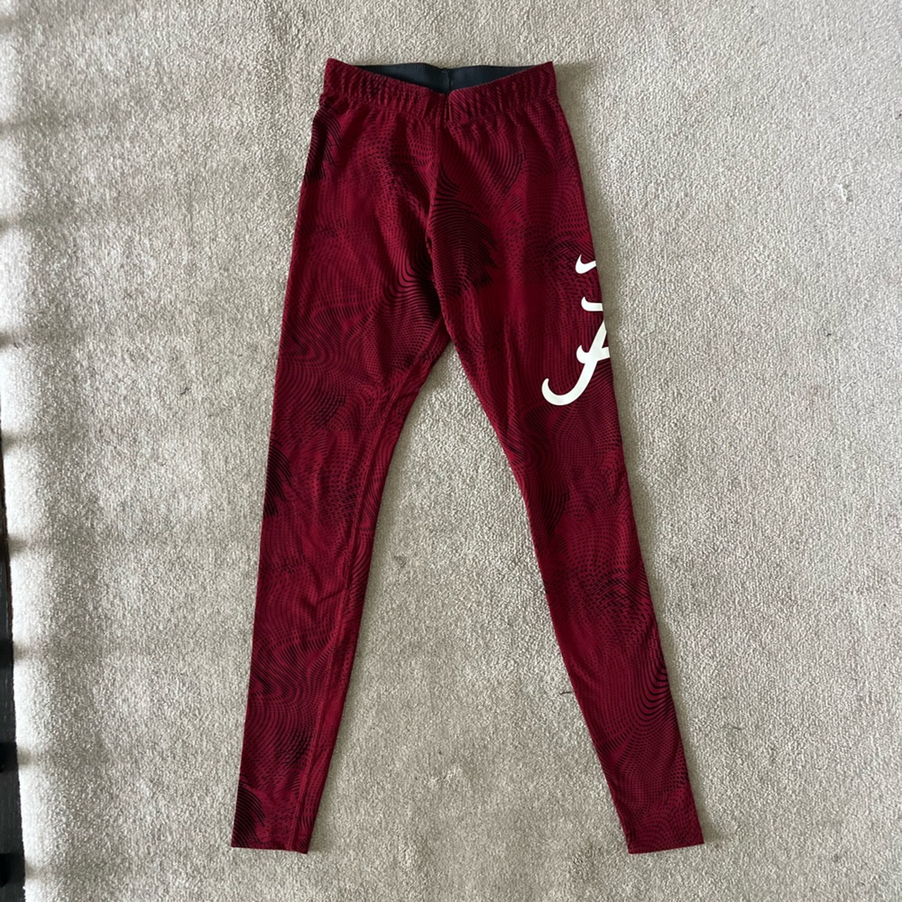 UA Nike Leggings